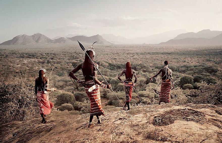 21 Stunning Pictures Of Isolated Tribes From All Around The Globe 3