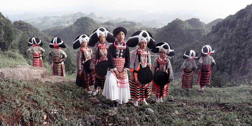 21 Stunning Pictures Of Isolated Tribes From All Around The Globe 17