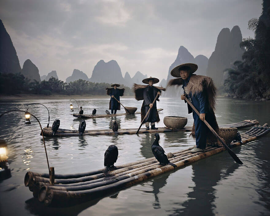 21 Stunning Pictures Of Isolated Tribes From All Around The Globe 2