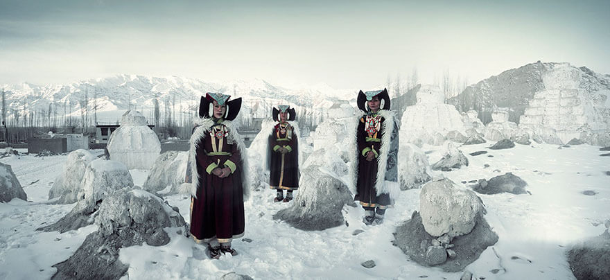 21 Stunning Pictures Of Isolated Tribes From All Around The Globe 5