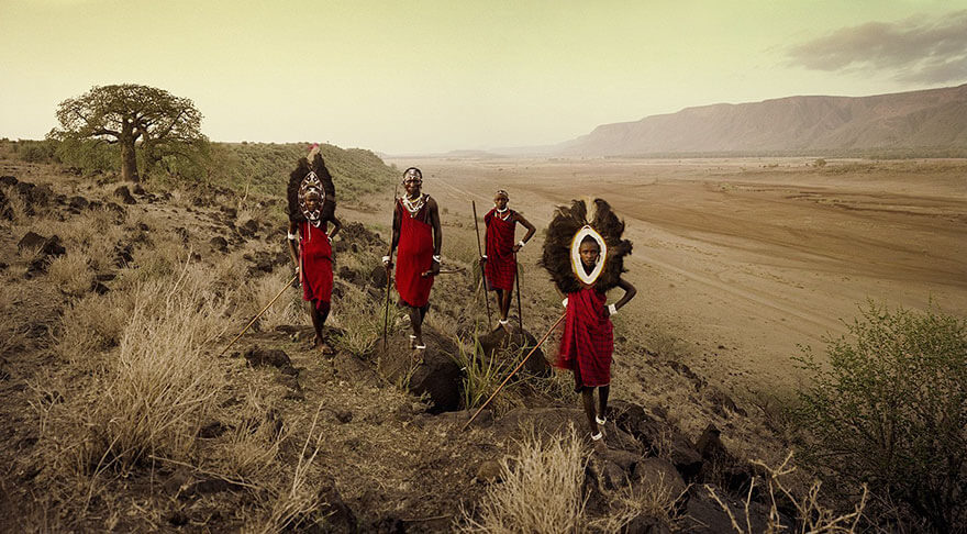 21 Stunning Pictures Of Isolated Tribes From All Around The Globe 9