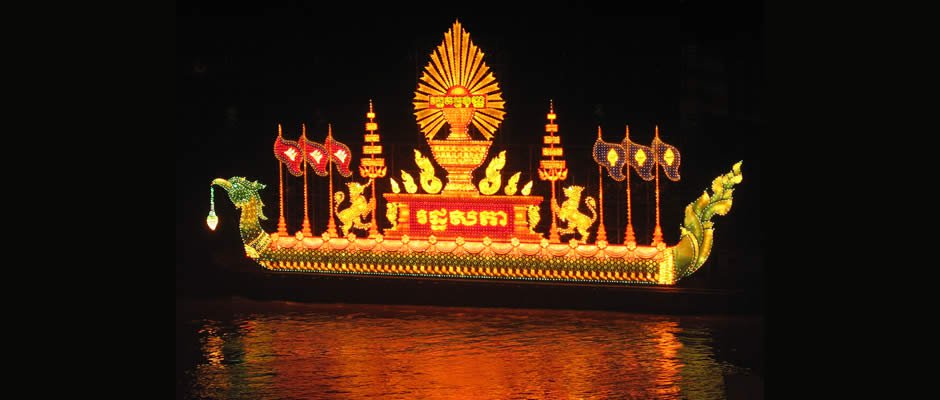 Cambodia_water_festival_01