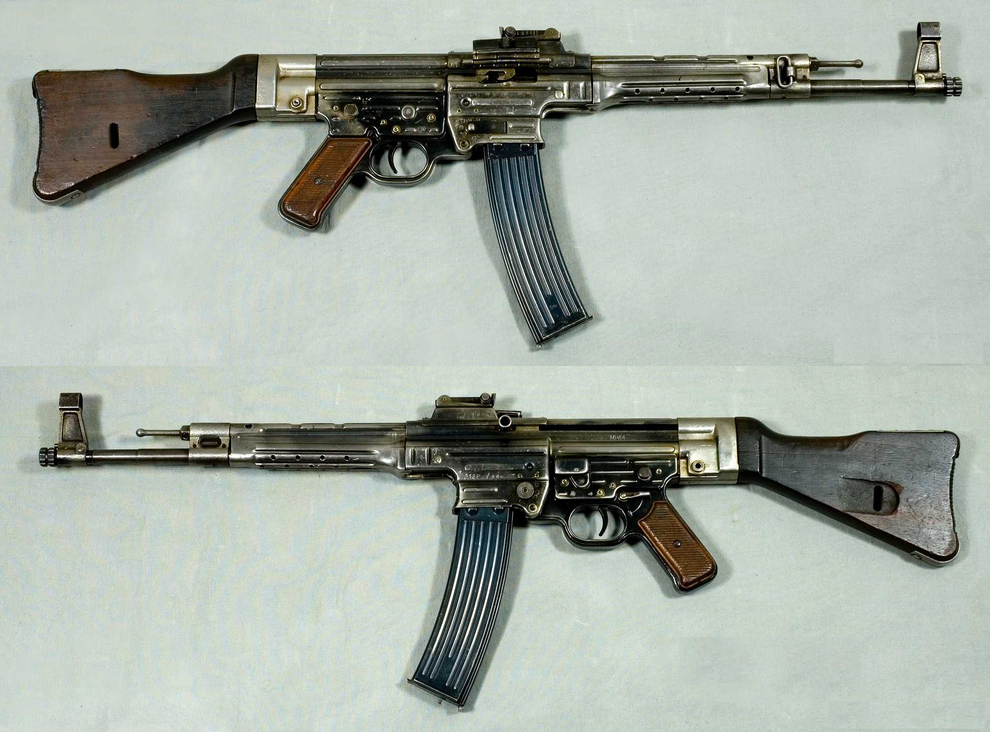 MP44_ _Tyskland_ _8x33mm_Kurz_ _Armémuseum