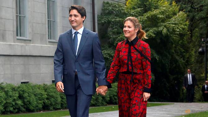 Canada S Pm Justin Trudeau And His Wife Sophie Gregoire Trudeau Arrive At Rideau Hall In Ottawa 1