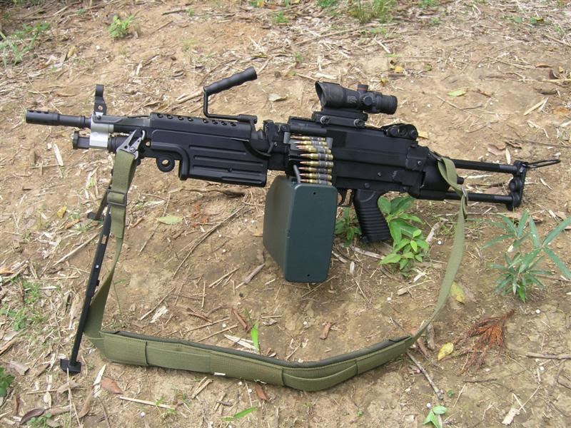 Iកាំភ្លើង M249 Squad Automatic Weapon