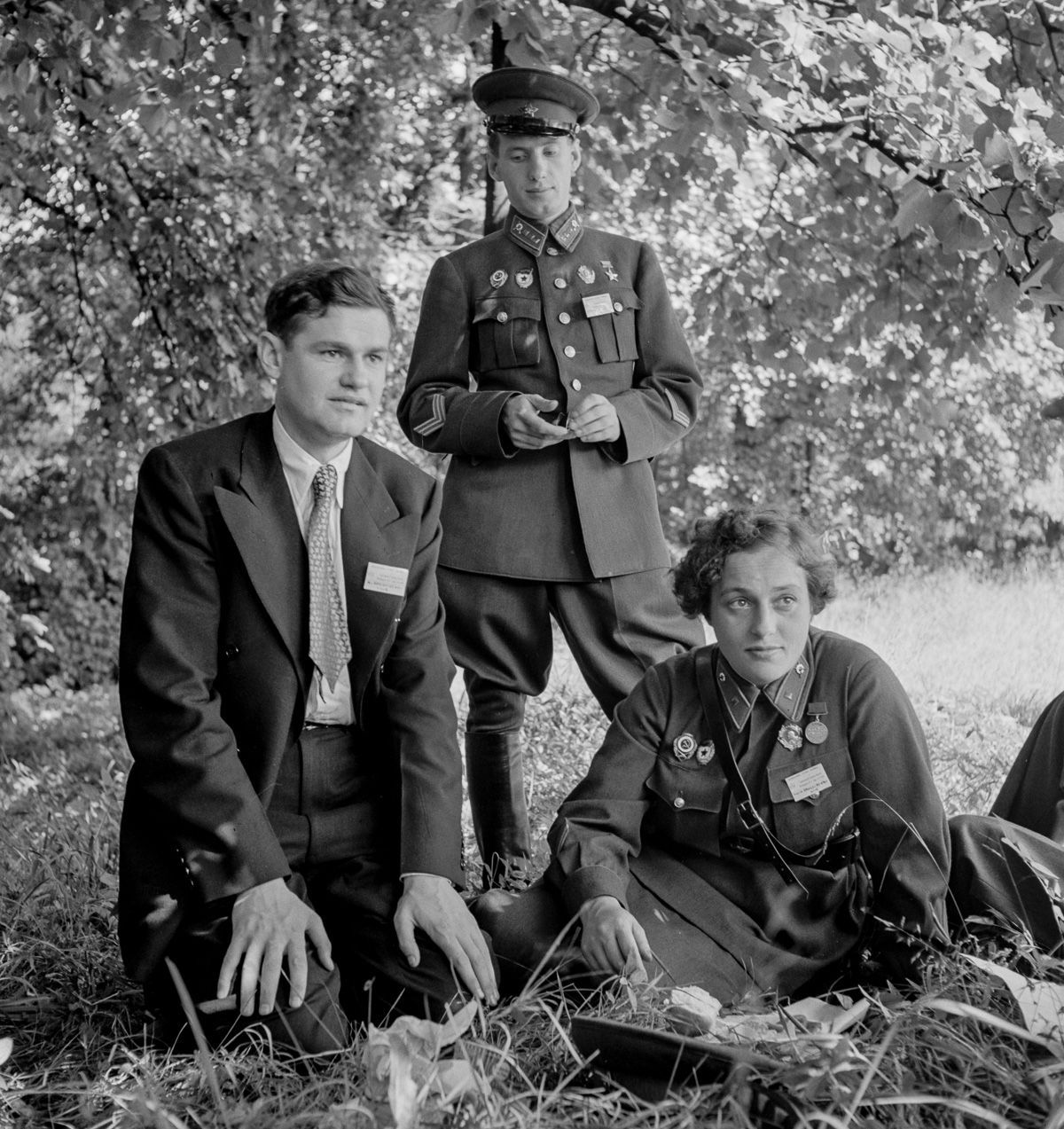 Pavlichenko_in_the_US_with_two_other_delegates,_1942_(cropped)