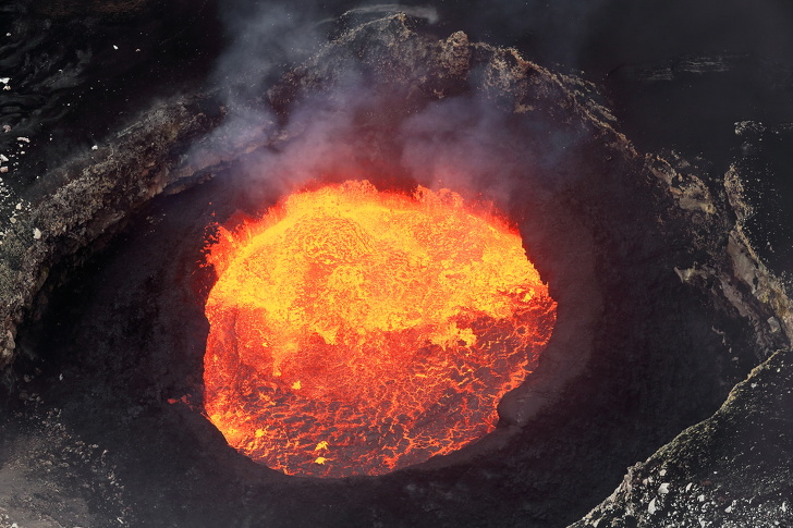 Bubbling Burning Lava Lake Inside Mount Marum. Ambrym Island Vanuatu. 5928