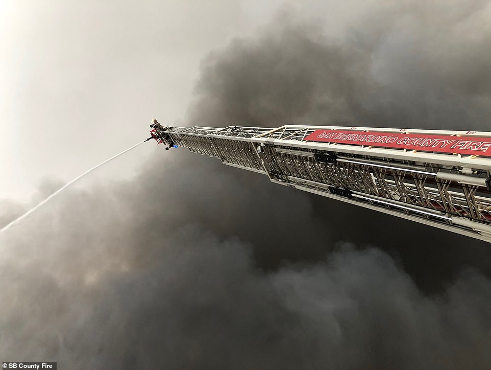 29281930 8393533 This_image_tweeted_by_the_San_Bernadino_Fire_Department_shows_fi A 31_1591399361649