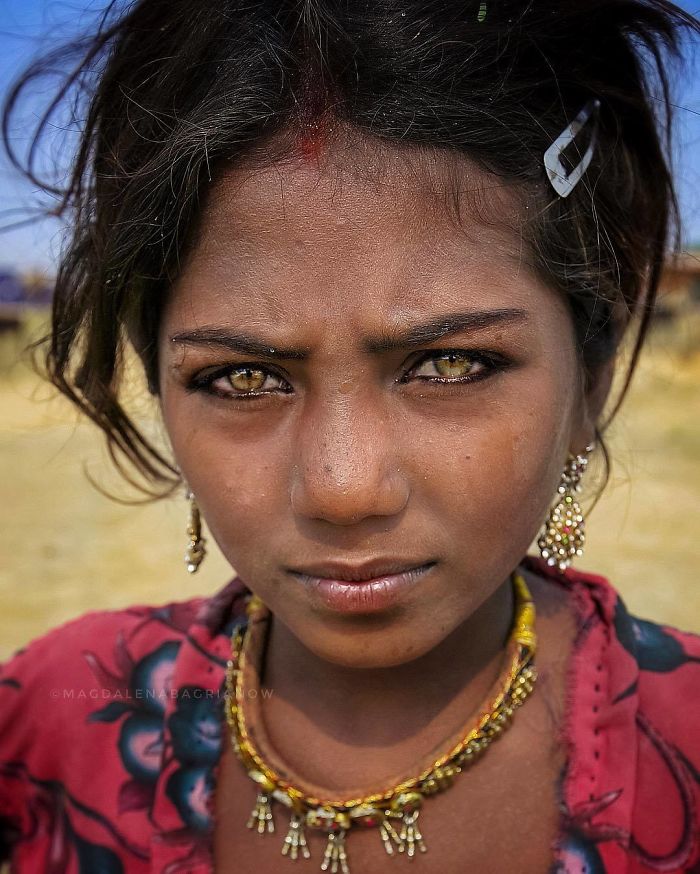 Beautiful Indians 01