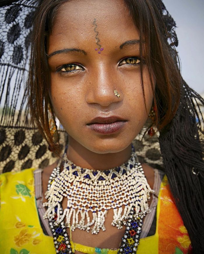 Beautiful Indians 08
