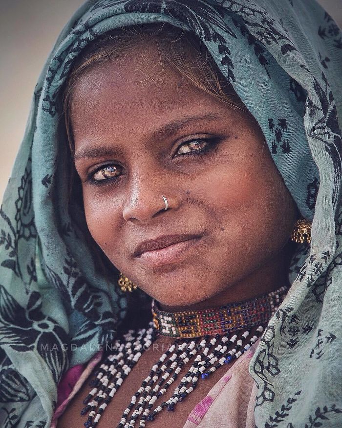 Beautiful Indians 09