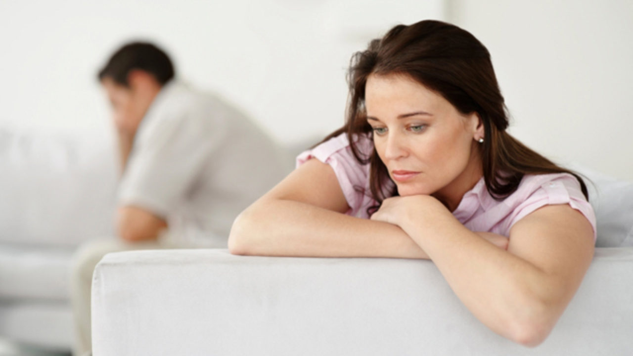 Husband Wife Sad 1280x720