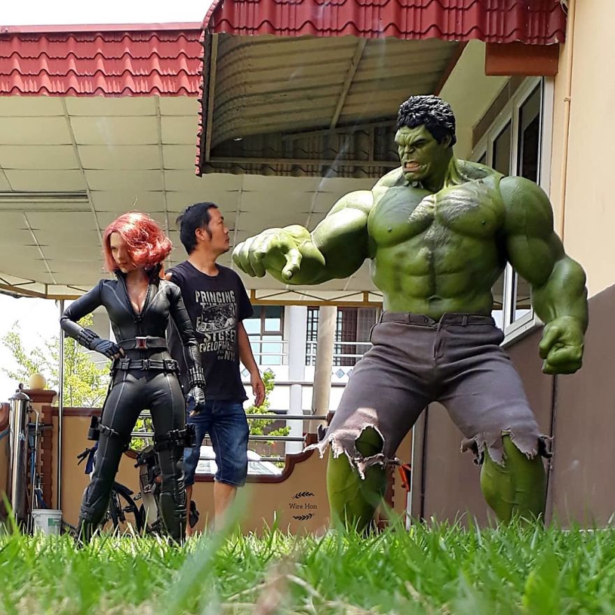 With Just One Smartphone Man Makes Incredible Pictures Of Him With Toy Superheroes Using Perspective 5b87a829d3015__880