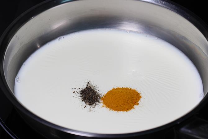Turmeric Milk Recipe 03