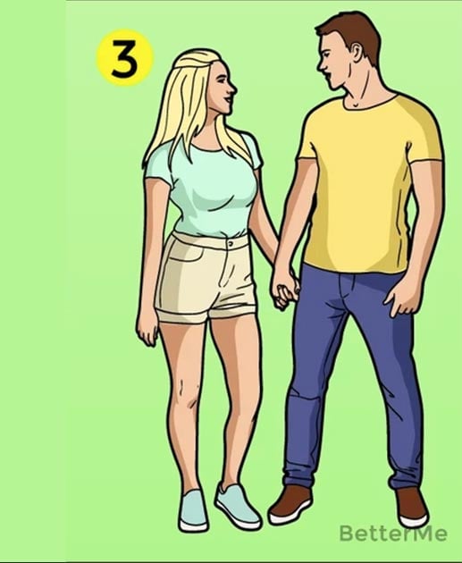 ៣