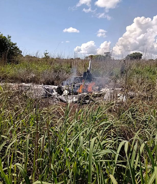 1_MAIN Plane Crash