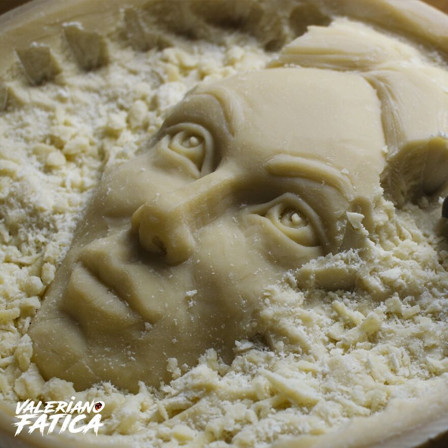 Artist Uses Fruits And Vegetables To Create Amazing Sculptures 602f71480d6fc__880