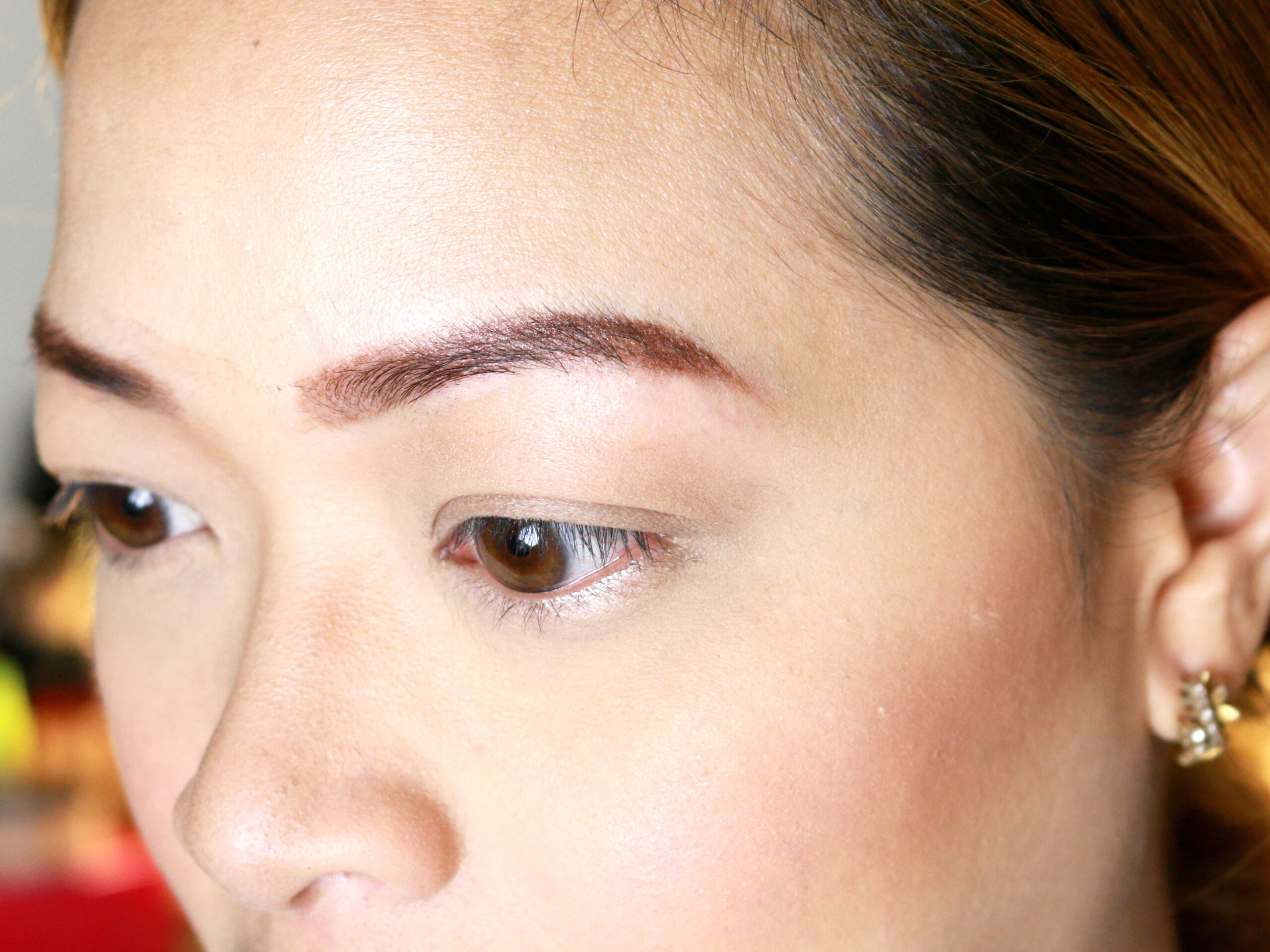 Make Your Eyebrow Hairs Straight Instead Of Curly Final