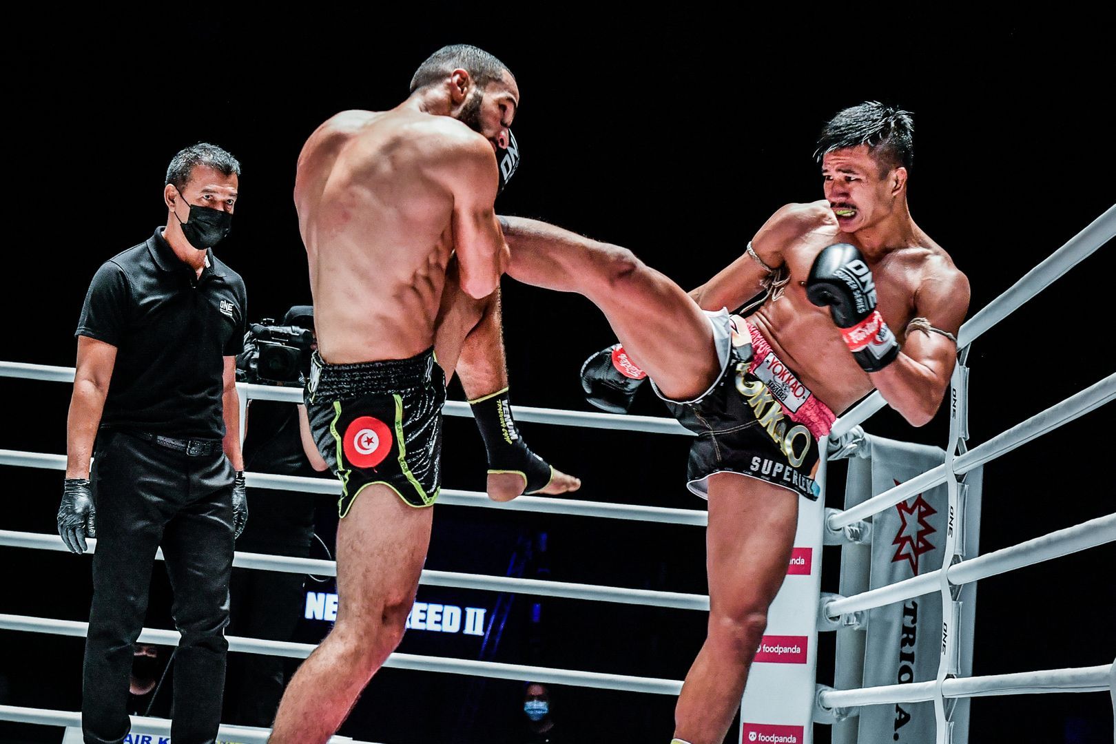 Superlek Kiatmoo9 Fahdi Khaled Kickboxing 1920X1280 27