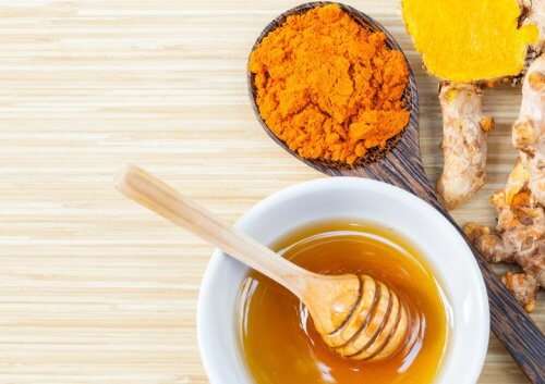 1 Turmeric And Honey