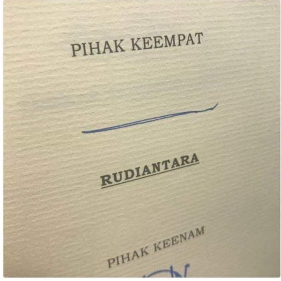 ៦