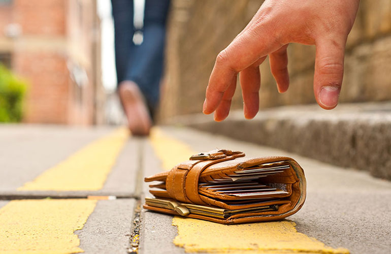 Lost Wallet ISTOCK 770x500_0