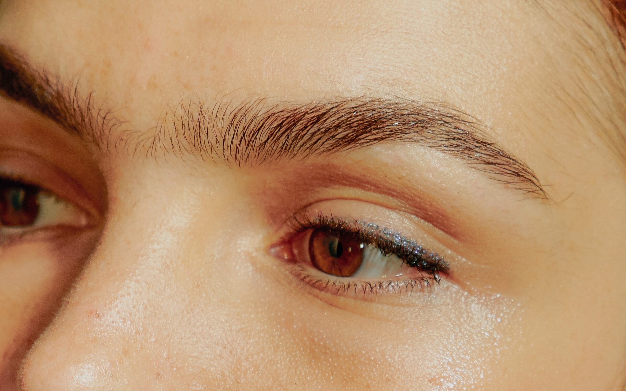 Soap Brows Lede