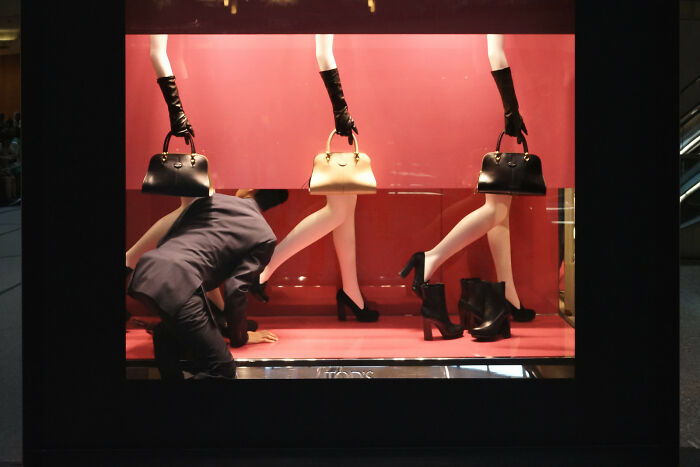Street Photography Edas Wong 58 5fc5f5263c0f9__700