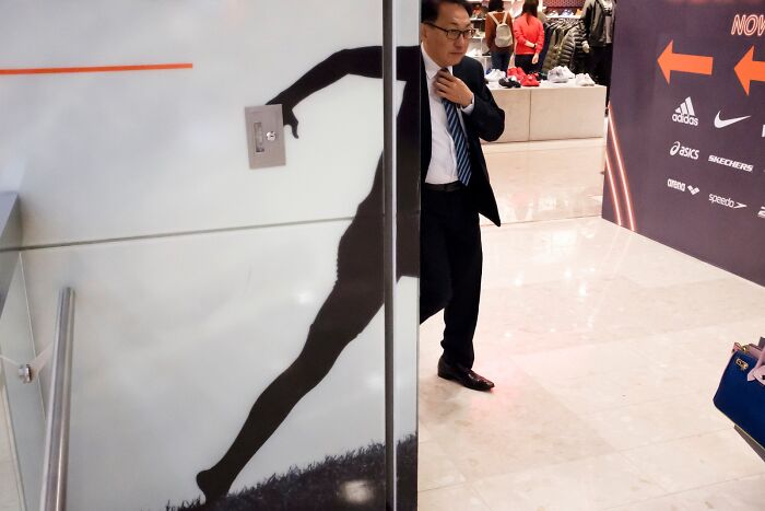 Street Photography Edas Wong 82 5fc5f56ae7096__700
