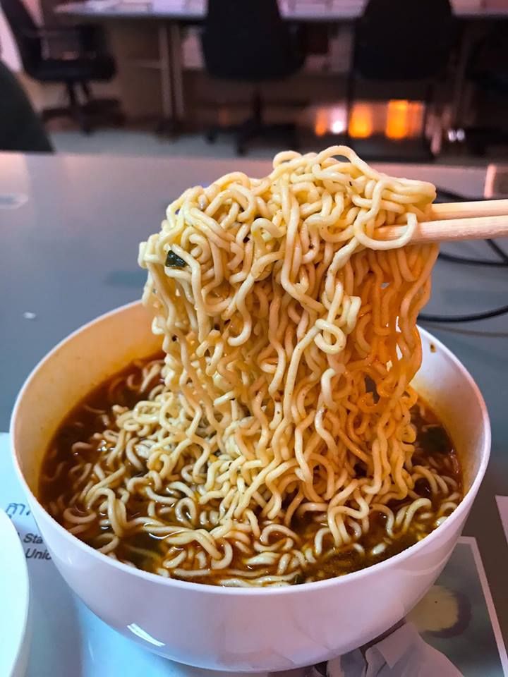 ១