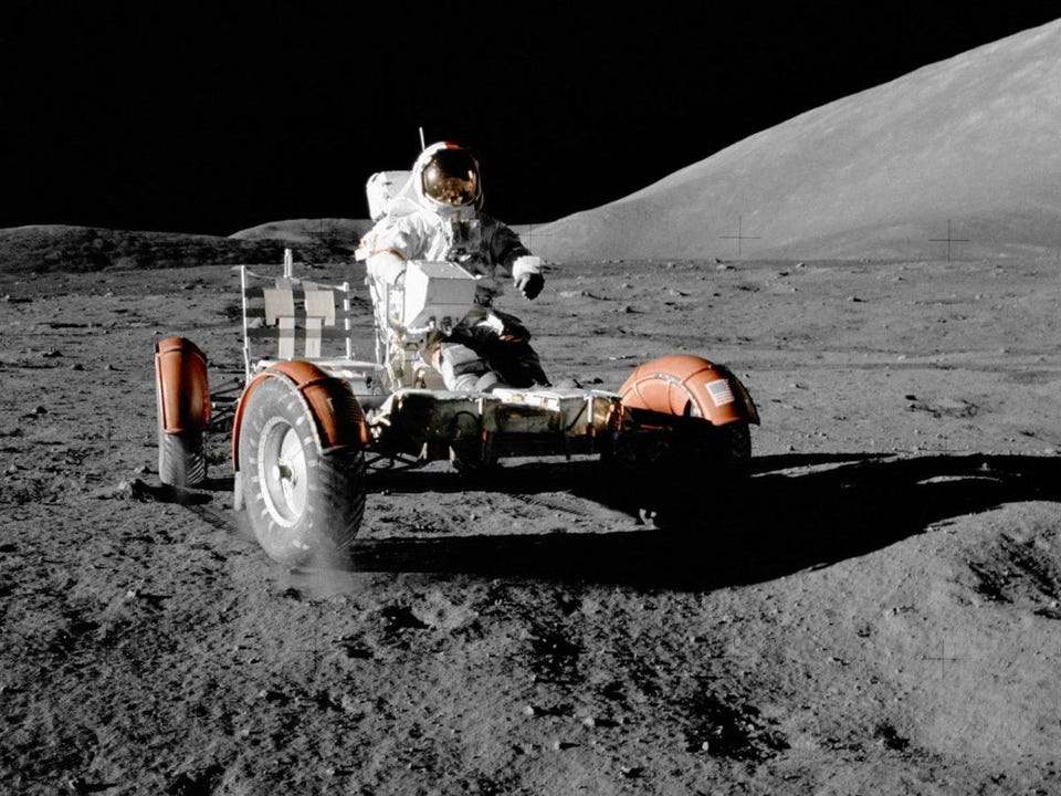 Https___blogs Images.forbes.com_startswithabang_files_2018_12_apollo 17 Lunar Rover 001 1200x900
