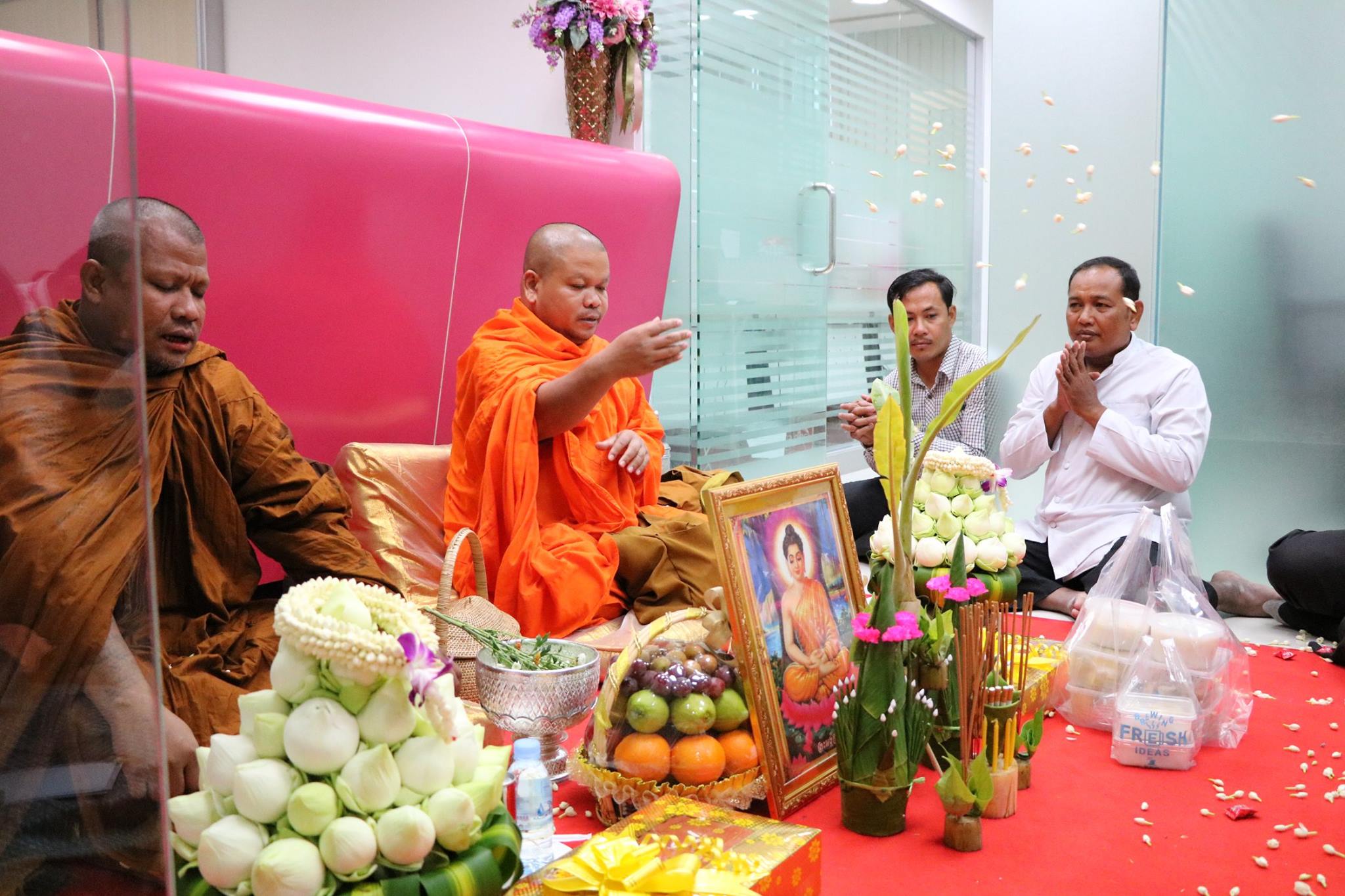 Sovannaphum_Life_Blessing_Ceremoney_on_1_April_2017,_Head_Office_4