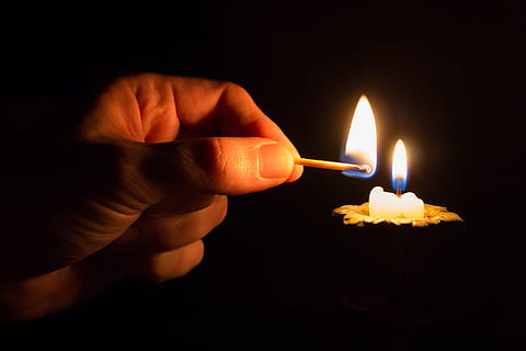 Blur Bright Burning Candle Thumbnail