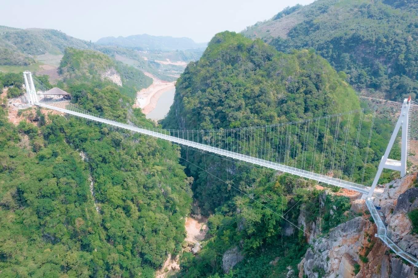 Glass Bridge 3