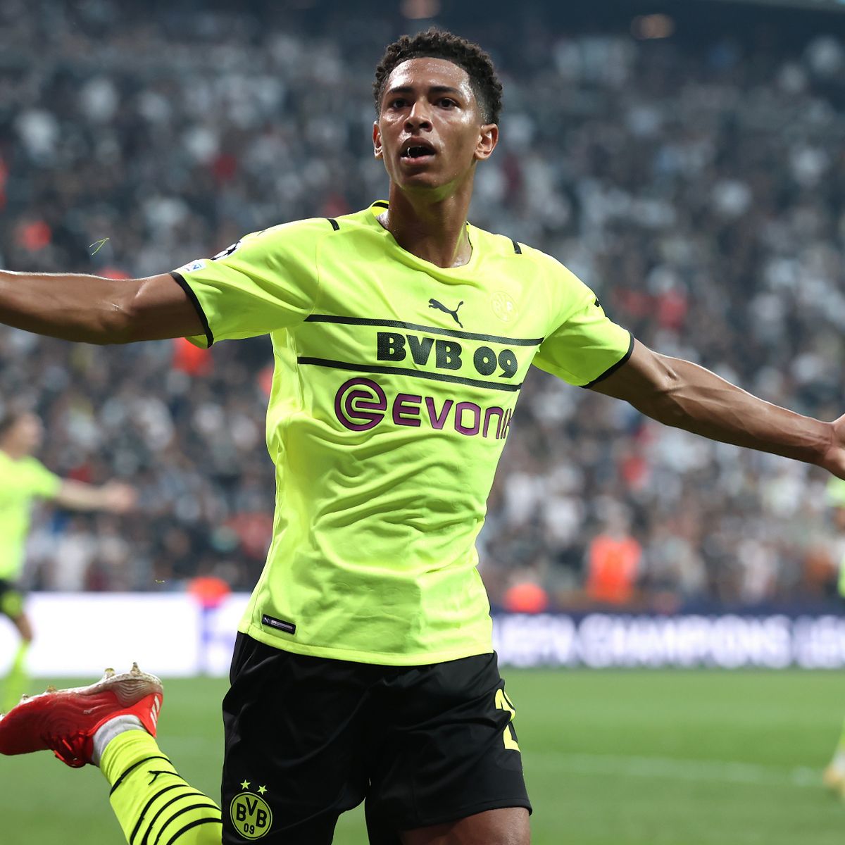 1_Besiktas V Borussia Dortmund Group C UEFA Champions League