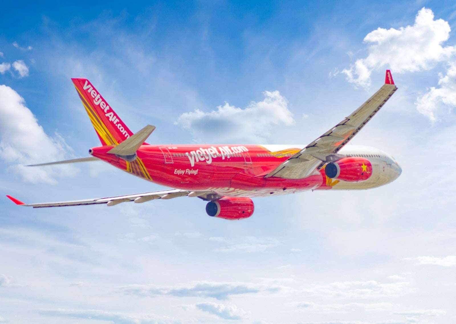 Photo_2_Vietjet_grows_its_fleet_with_new_generation_A330neo_aircraft