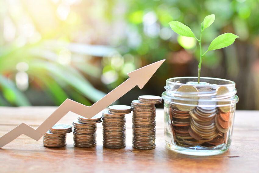 Coins,Money,Saving,Setting,Growth,Up,Increase,To,Interest,For